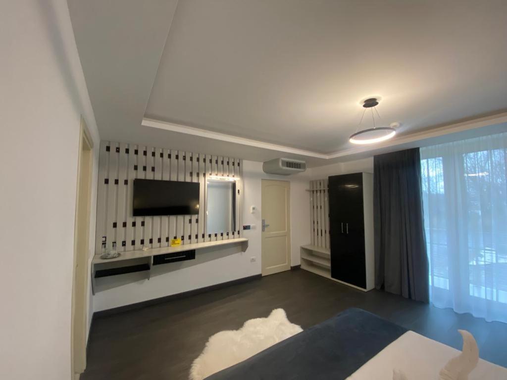 Ocaua Lui Cuza Hotell Tecuci Exteriör bild