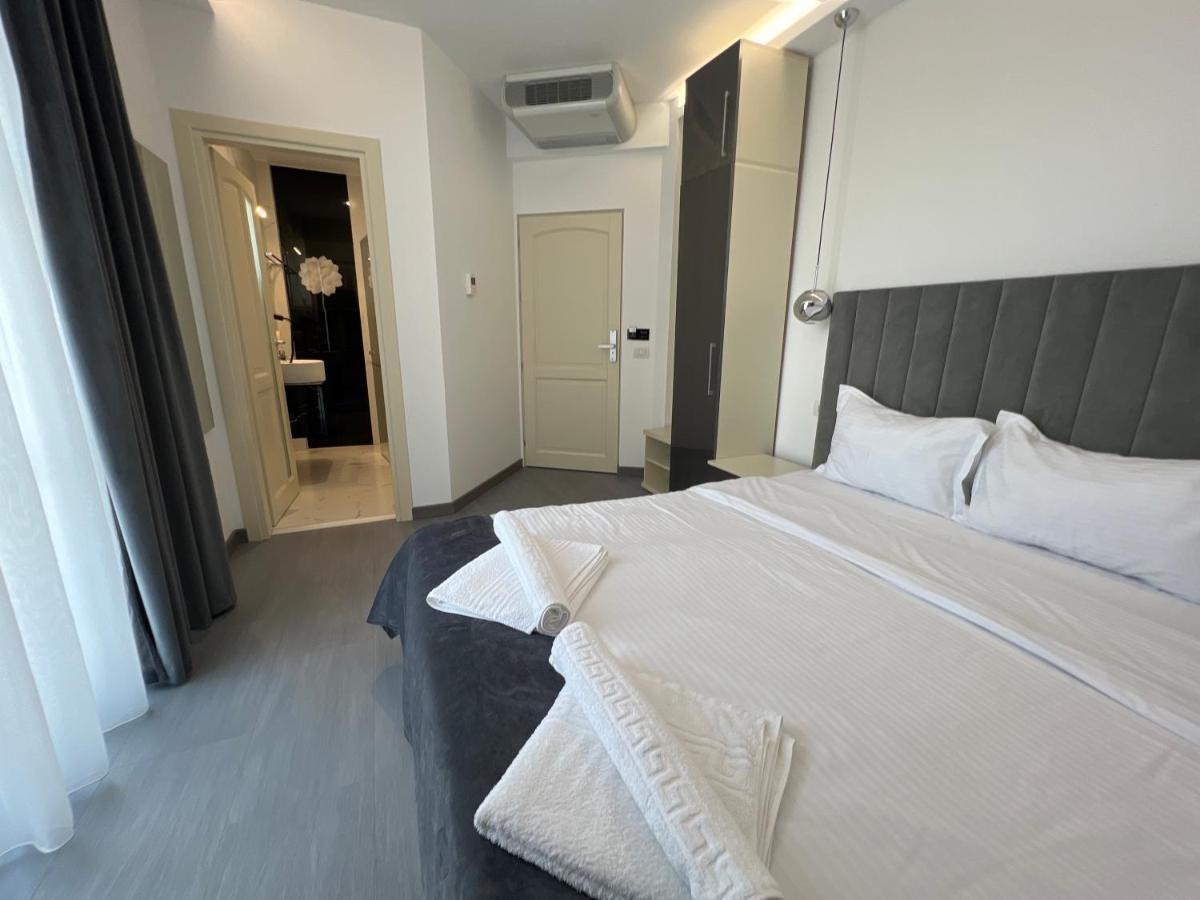 Ocaua Lui Cuza Hotell Tecuci Exteriör bild